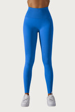 Load image into Gallery viewer, Slay Scrunch Leggings