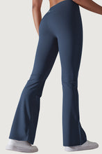Load image into Gallery viewer, Define Flare Leggings