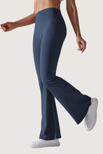 Load image into Gallery viewer, Define Flare Leggings