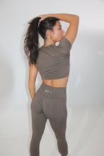 Load image into Gallery viewer, Determined 2.0 Scrunch SET