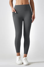 Load image into Gallery viewer, Thrive Leggings
